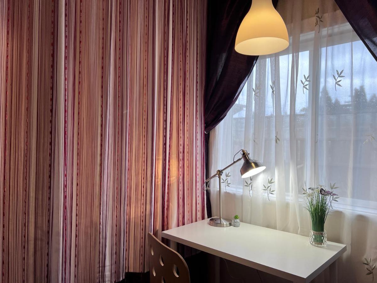 University Cabana Inn Виктория Экстерьер фото